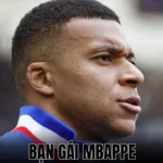 Bạn gái Mbappe