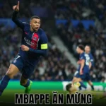 Mbappe ăn mừng